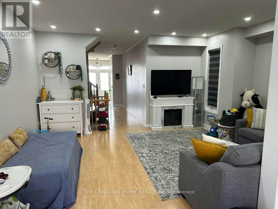303 Robert Parkinson Drive, Brampton, ON, L7A 4W9 - 5