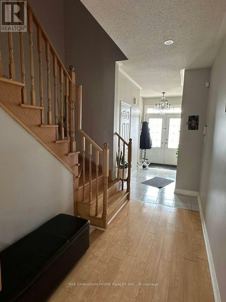 303 Robert Parkinson Drive, Brampton, ON, L7A 4W9 - 6