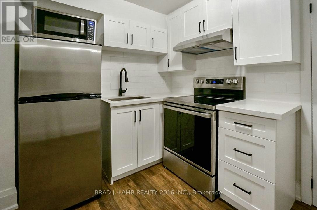 3-731 Indian Road, Toronto, ON, M6P 2C9 - 6