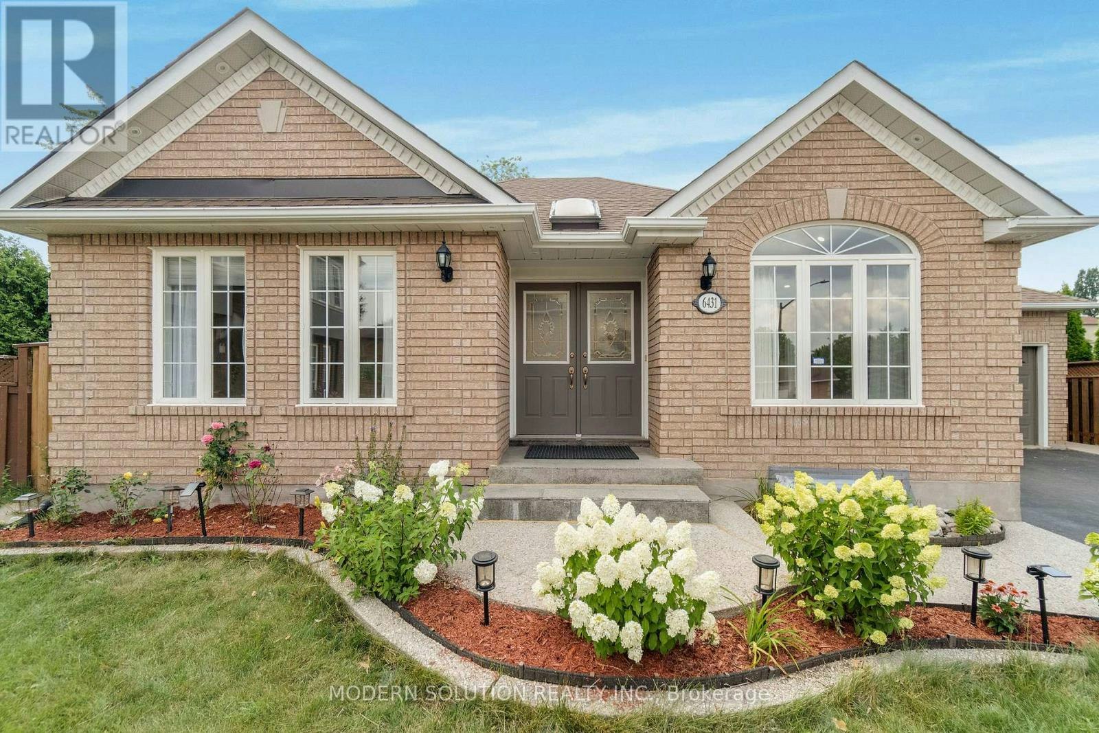 6431 Tenth Line W, Mississauga, ON, L5N 7J5
