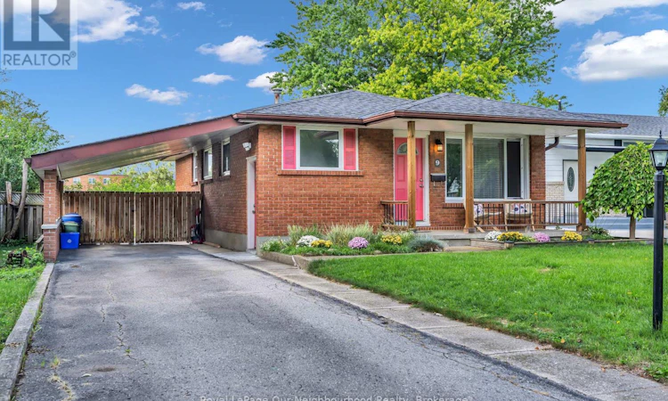 9 Kenwood Crescent