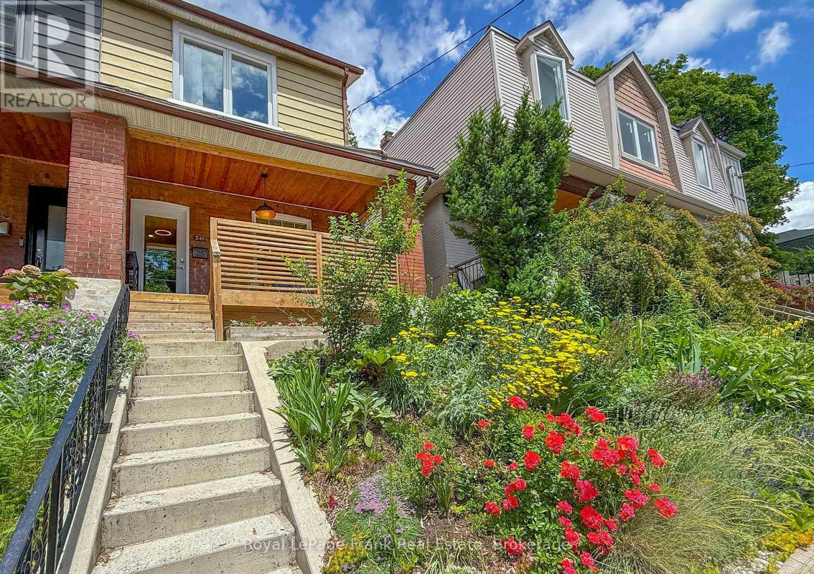 248 Benson Avenue, Toronto, ON, M6G 2J6