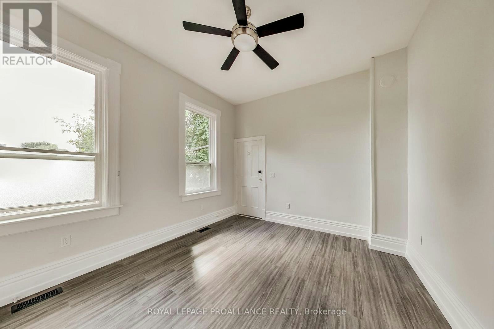 2-613 Union Street, Peterborough, ON, K9H 3V4 - 13
