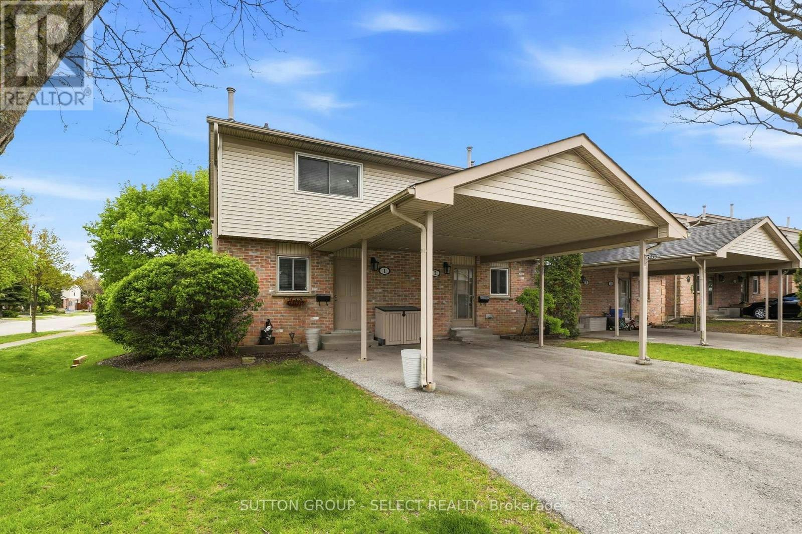 1-151 Bonaventure Drive, London, ON, N5V 4M1