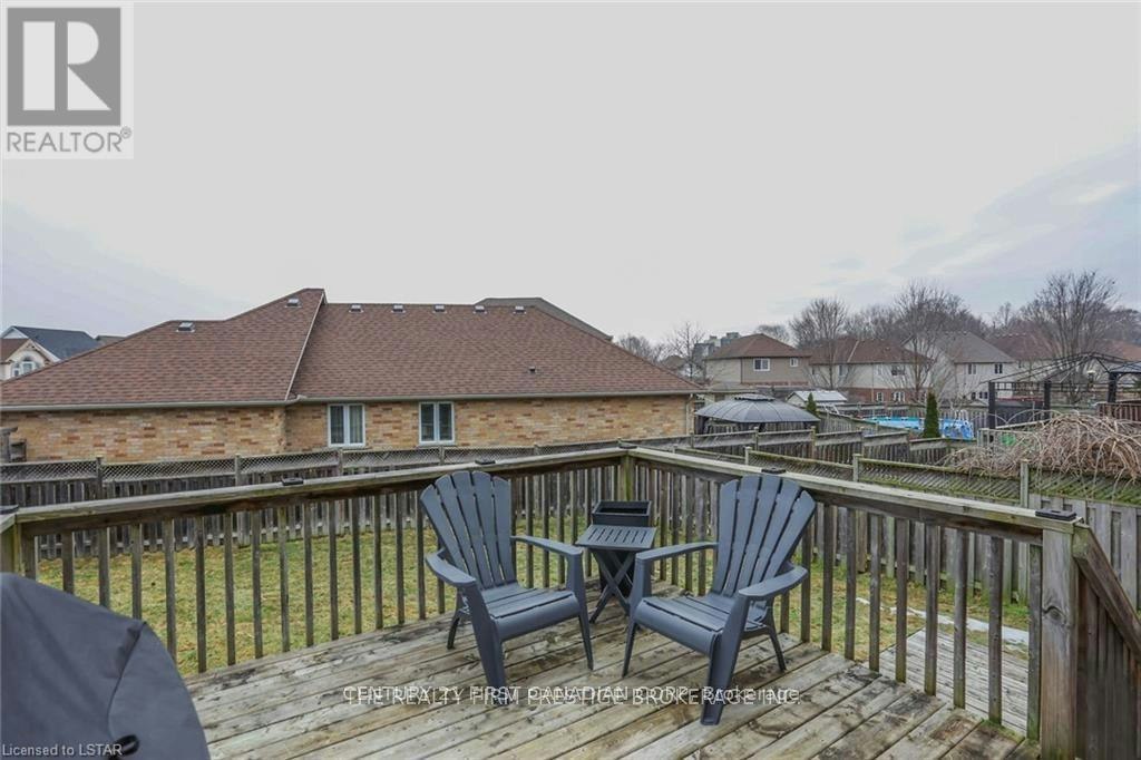 950 Oakcrossing Road, London, ON, N6H 0A7 - 34
