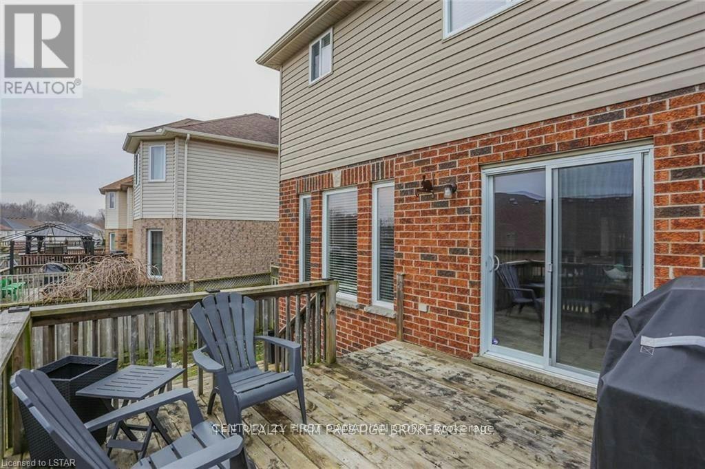 950 Oakcrossing Road, London, ON, N6H 0A7 - 35