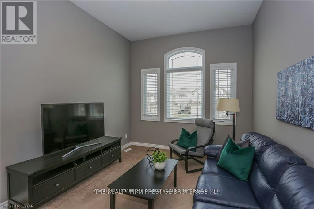 950 Oakcrossing Road, London, ON, N6H 0A7 - 4