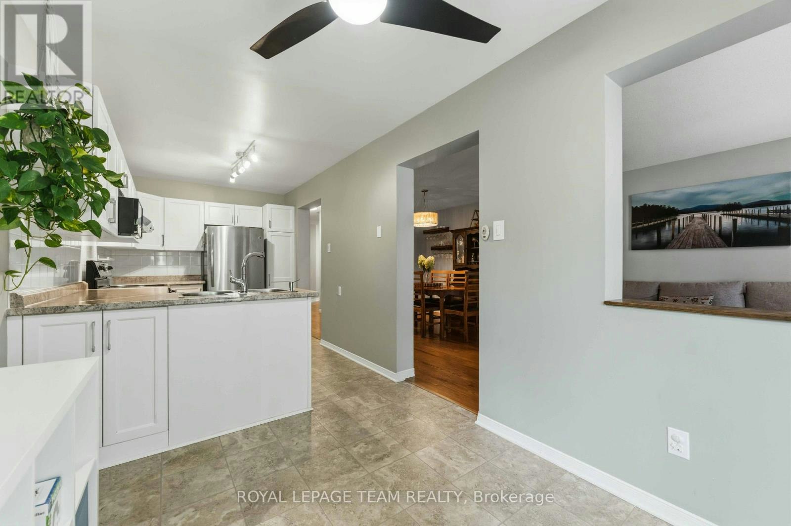 76 Hunter's Glen Crescent, Ottawa, ON, K1T 3R1 - 16