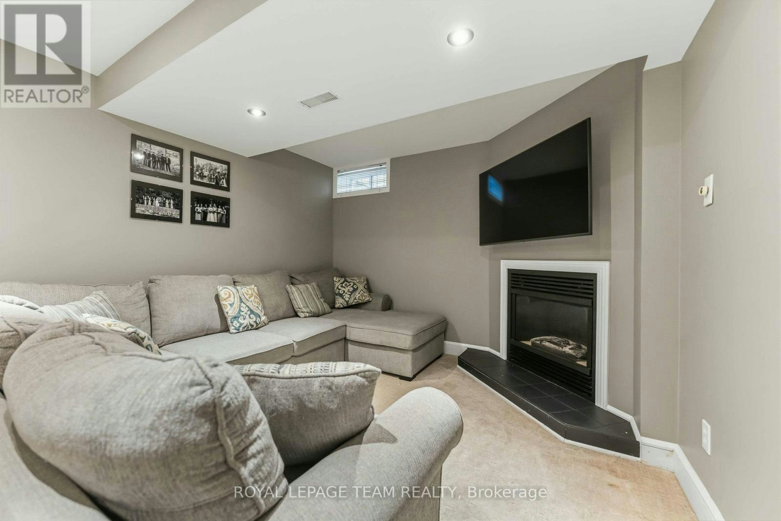 76 Hunter's Glen Crescent, Ottawa, ON, K1T 3R1 - 36
