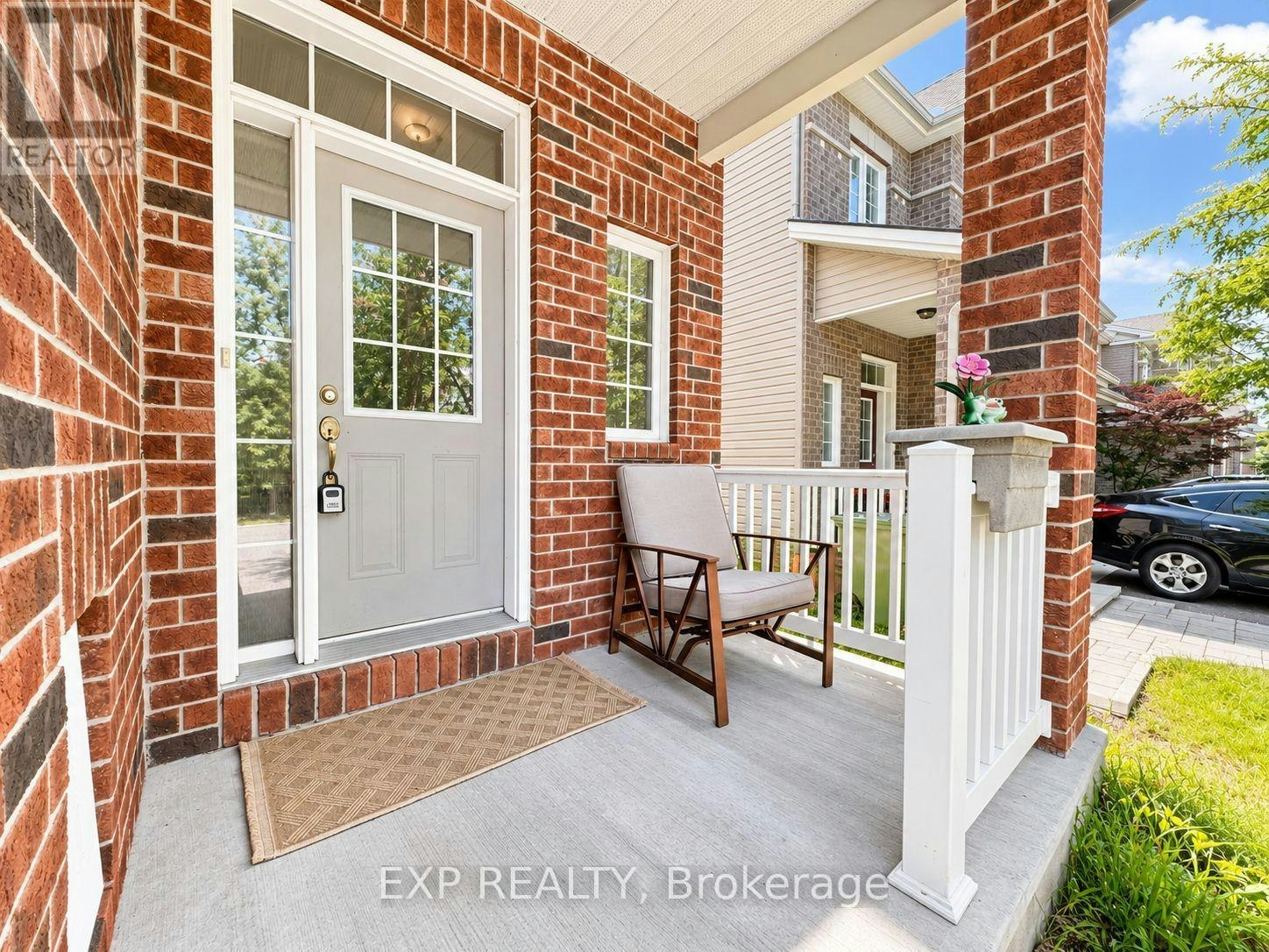 448 Foxhall Way, Ottawa, ON, K2M 0G1 - 2