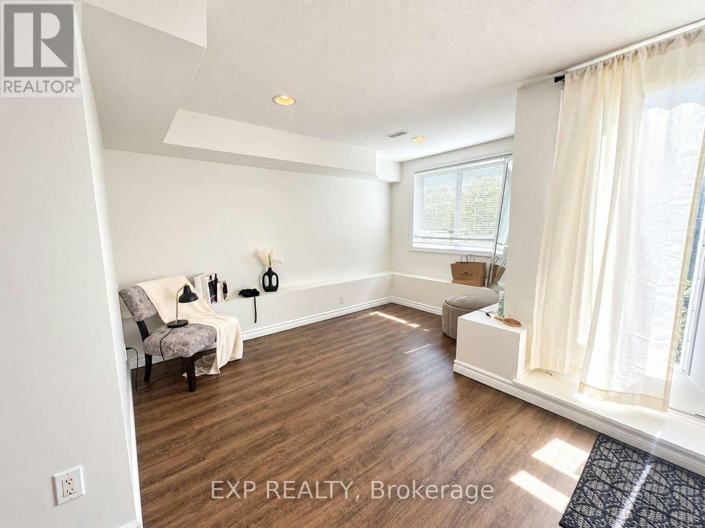 448 Foxhall Way, Ottawa, ON, K2M 0G1 - 23