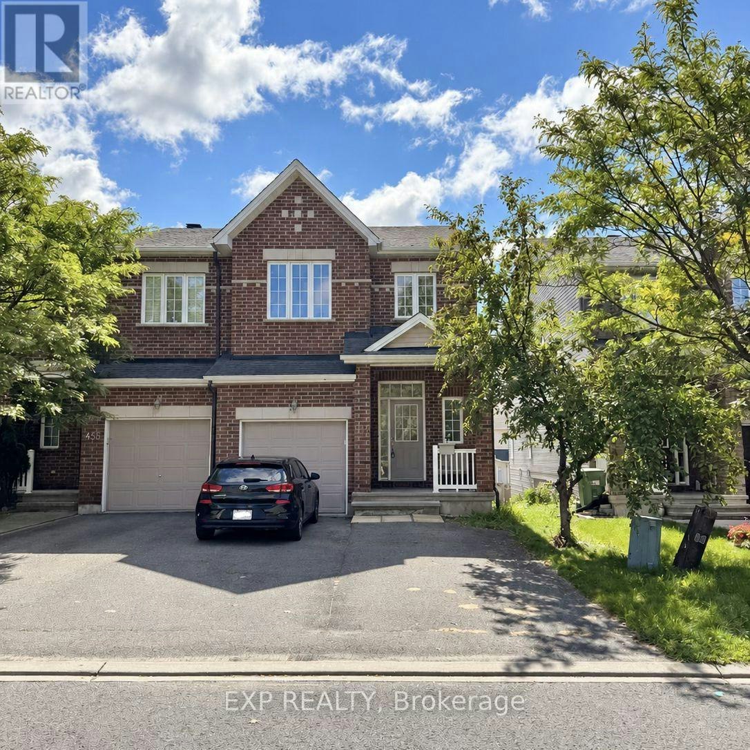 448 Foxhall Way, Ottawa, ON, K2M 0G1