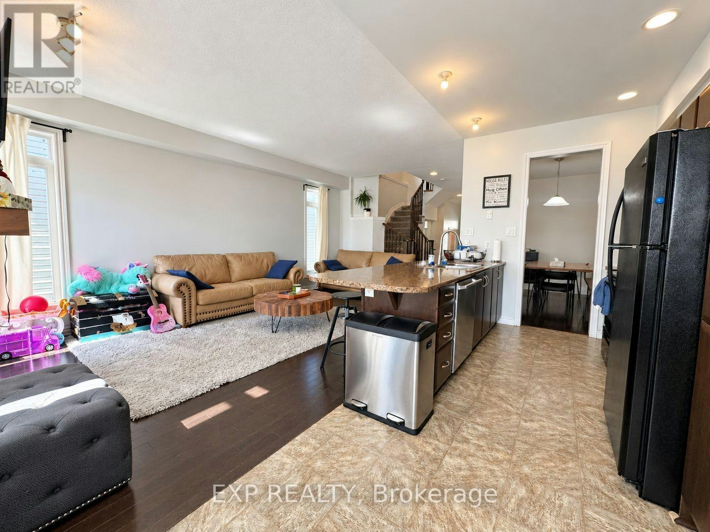 448 Foxhall Way, Ottawa, ON, K2M 0G1 - 8