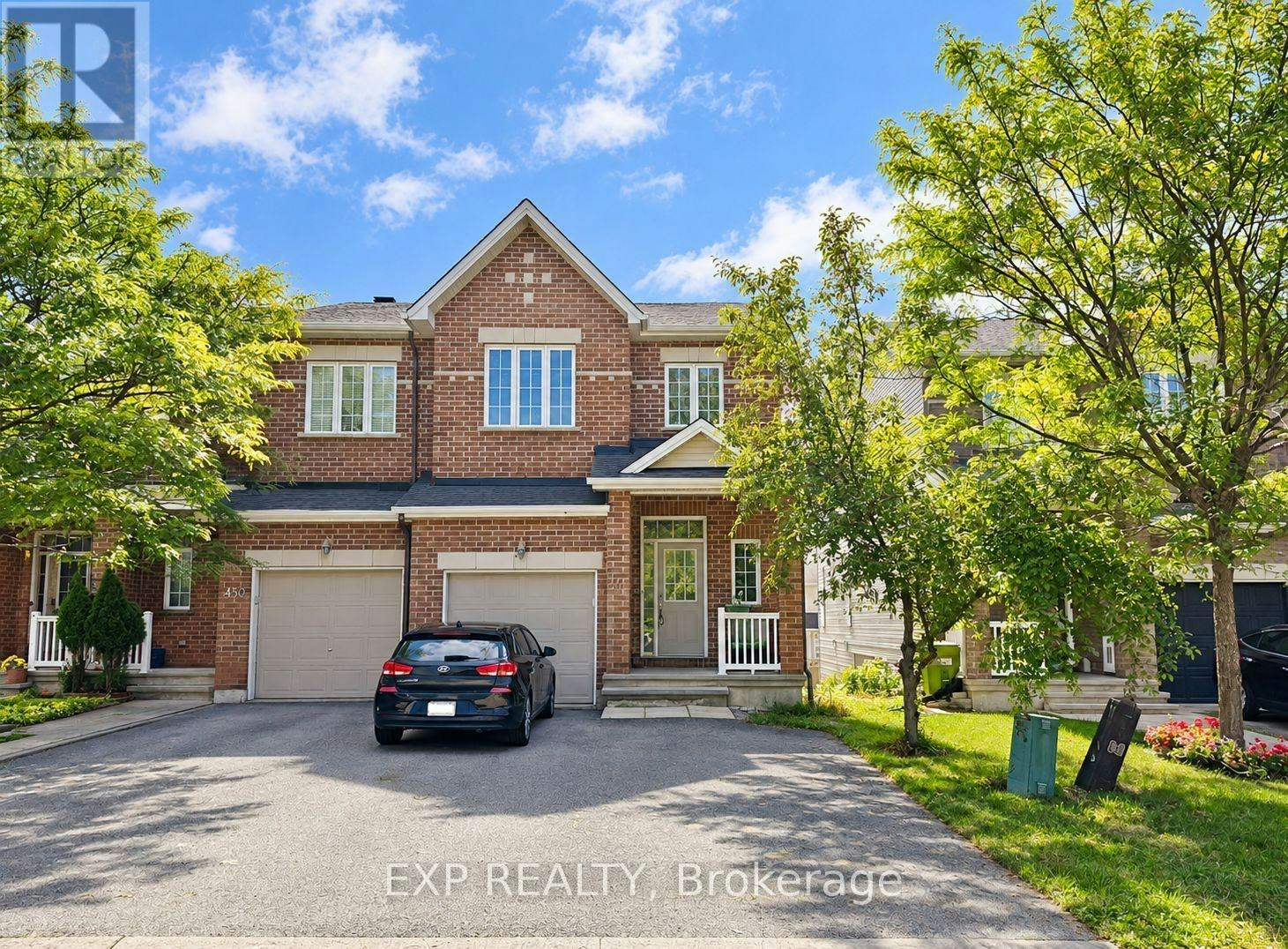 448 Foxhall Way, Ottawa, ON, K2M 0G1