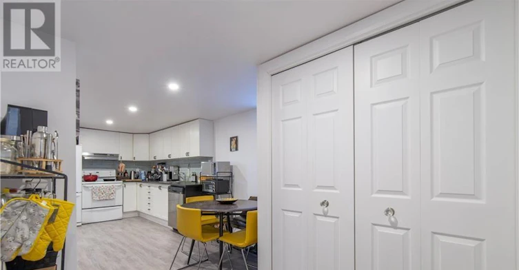2-658 Sherbourne Road, Ottawa, ON, K2A 3H3 - 7