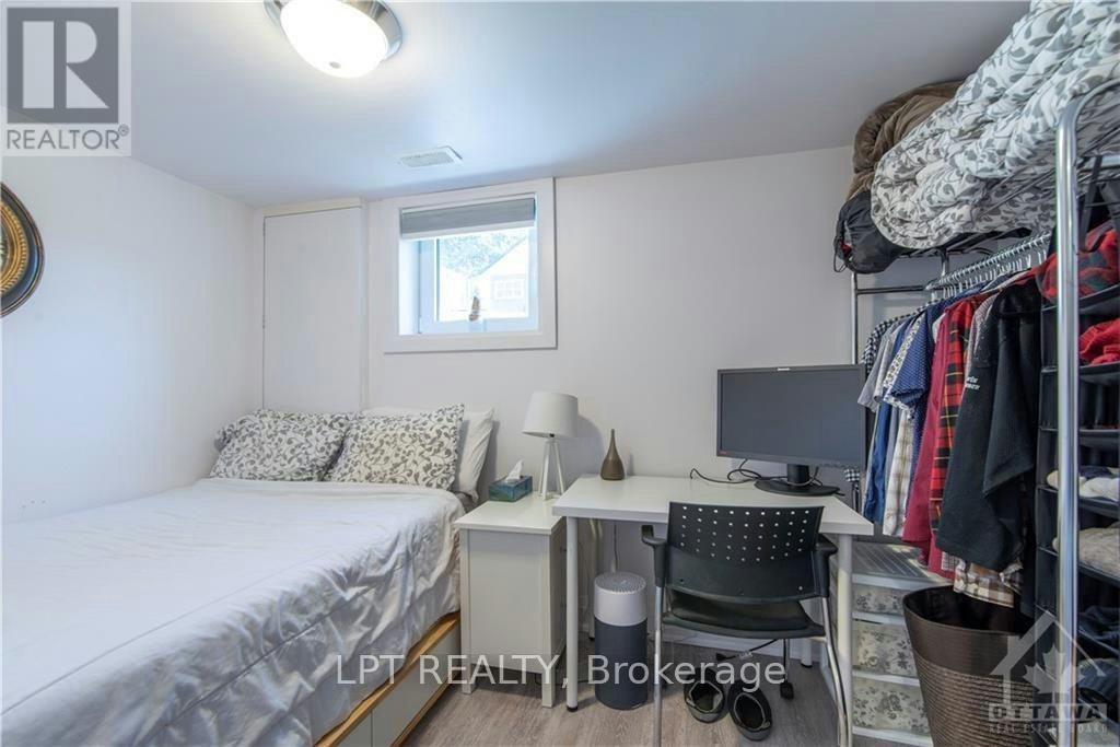 2-658 Sherbourne Road, Ottawa, ON, K2A 3H3 - 13