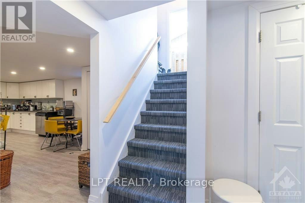 2-658 Sherbourne Road, Ottawa, ON, K2A 3H3 - 2
