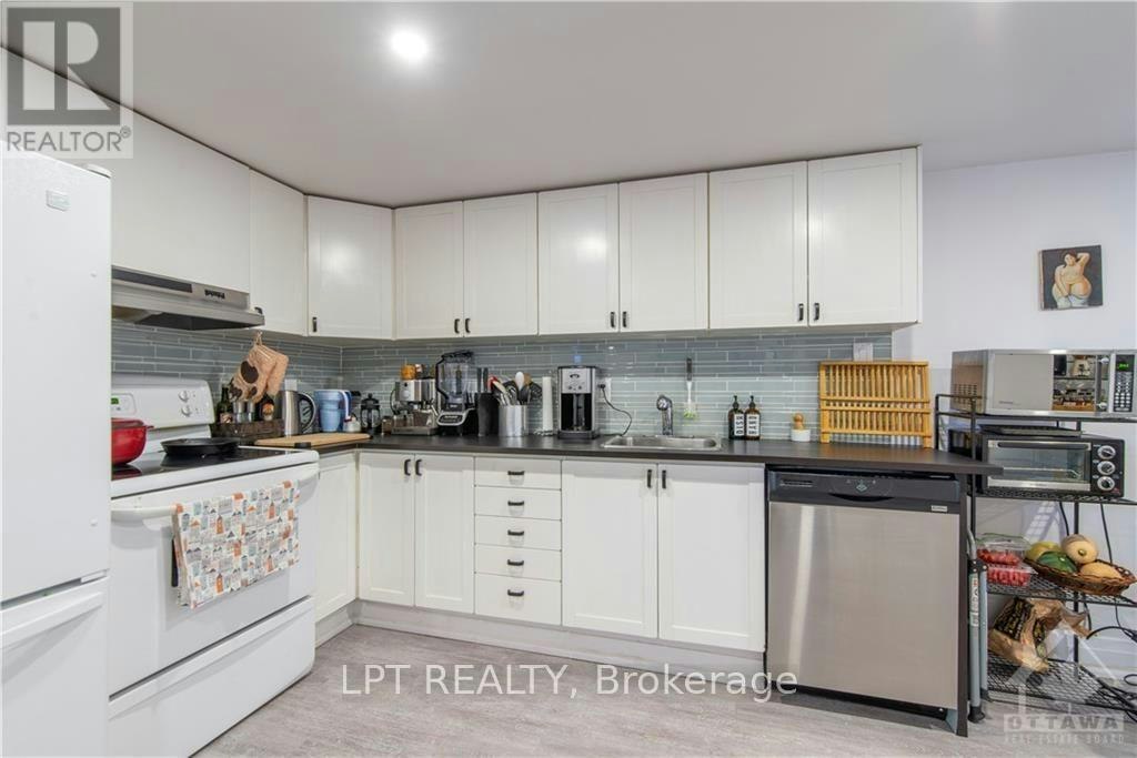 2-658 Sherbourne Road, Ottawa, ON, K2A 3H3 - 5