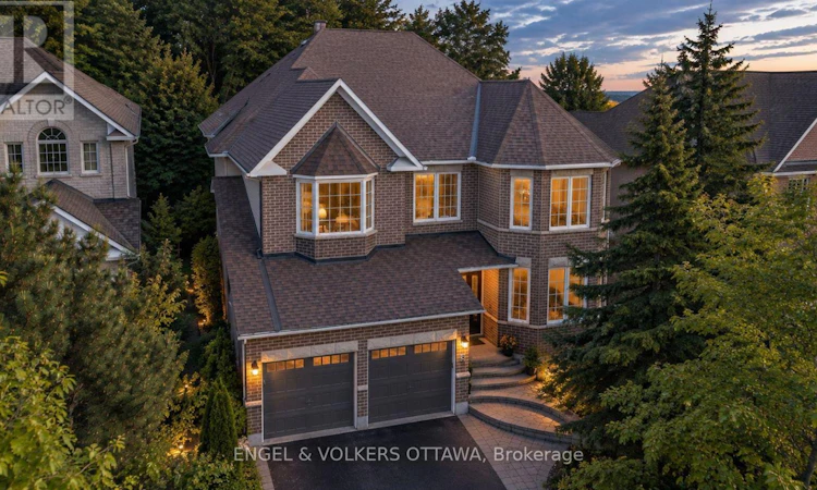 8 Glenrill Place
