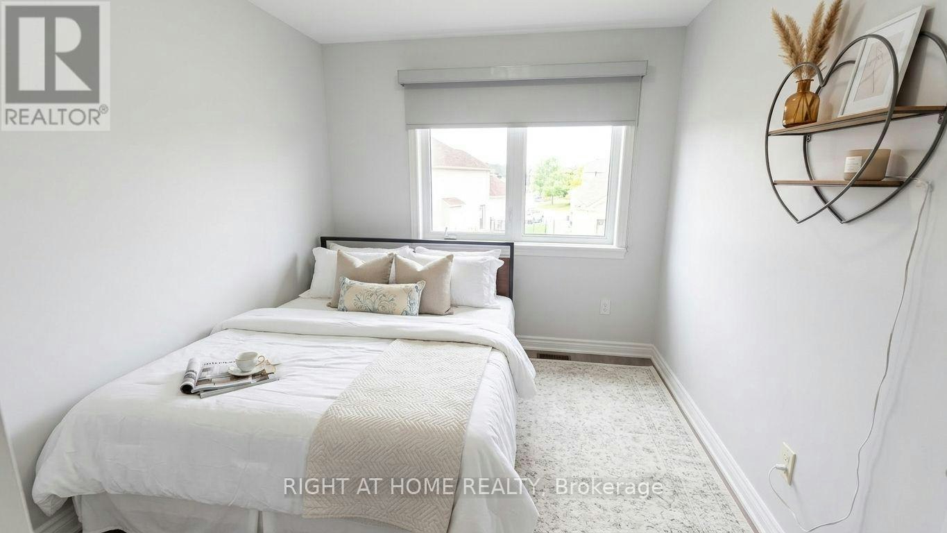 323 Alasken Drive, Ottawa, ON, K1T 0M3 - 10