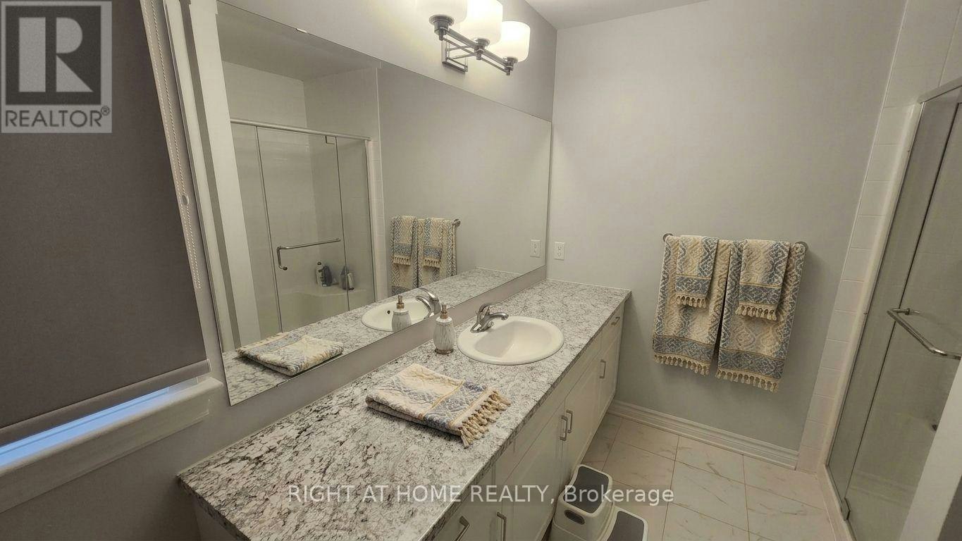 323 Alasken Drive, Ottawa, ON, K1T 0M3 - 8