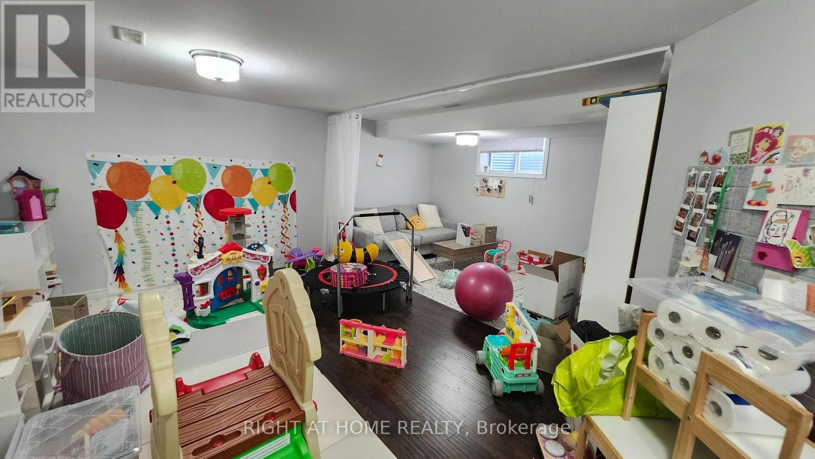 323 Alasken Drive, Ottawa, ON, K1T 0M3 - 12