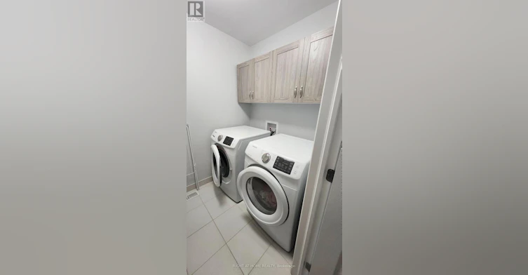 323 Alasken Drive, Ottawa, ON, K1T 0M3 - 5
