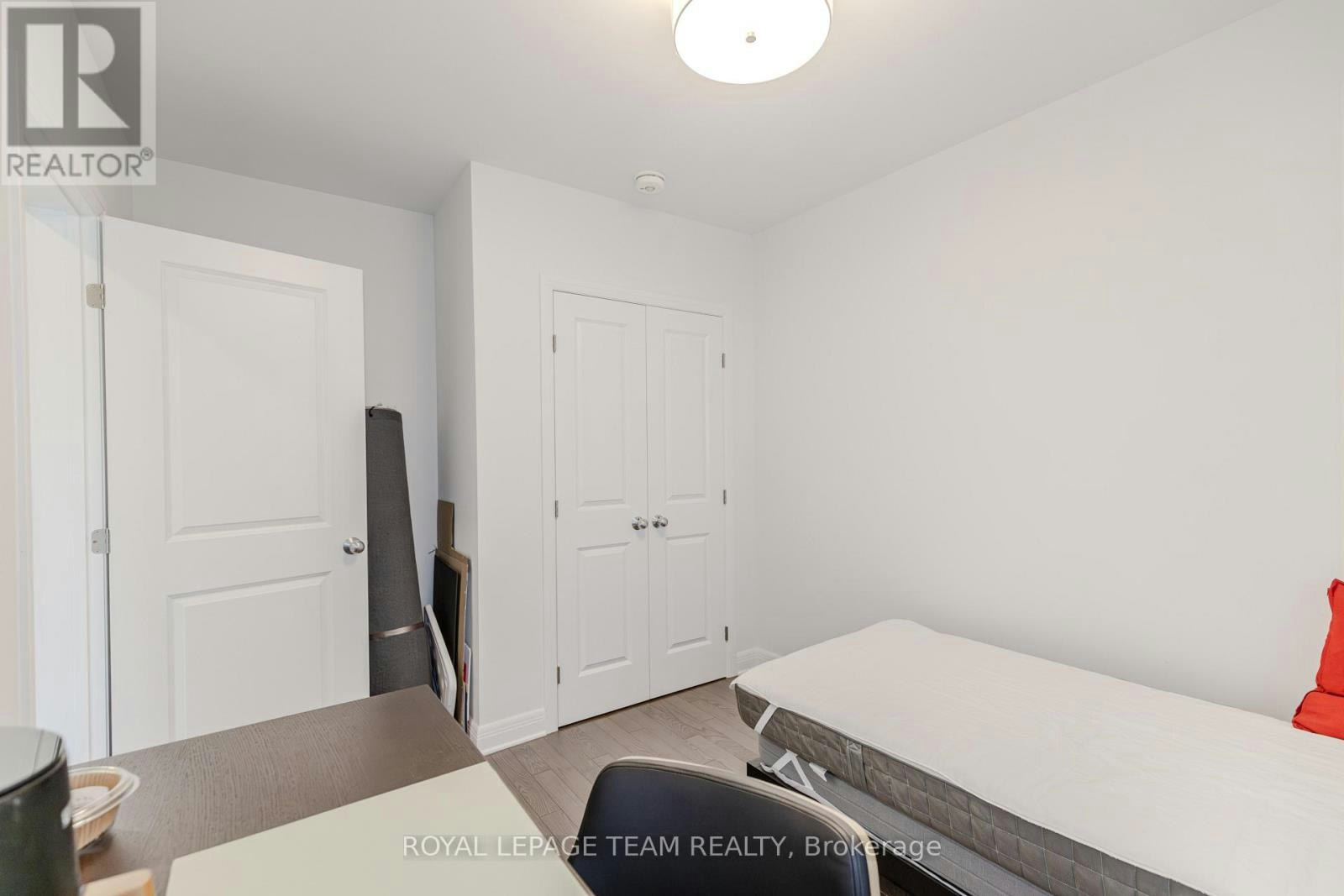 1407 Hemlock Road, Ottawa, ON, K1K 5A2 - 7