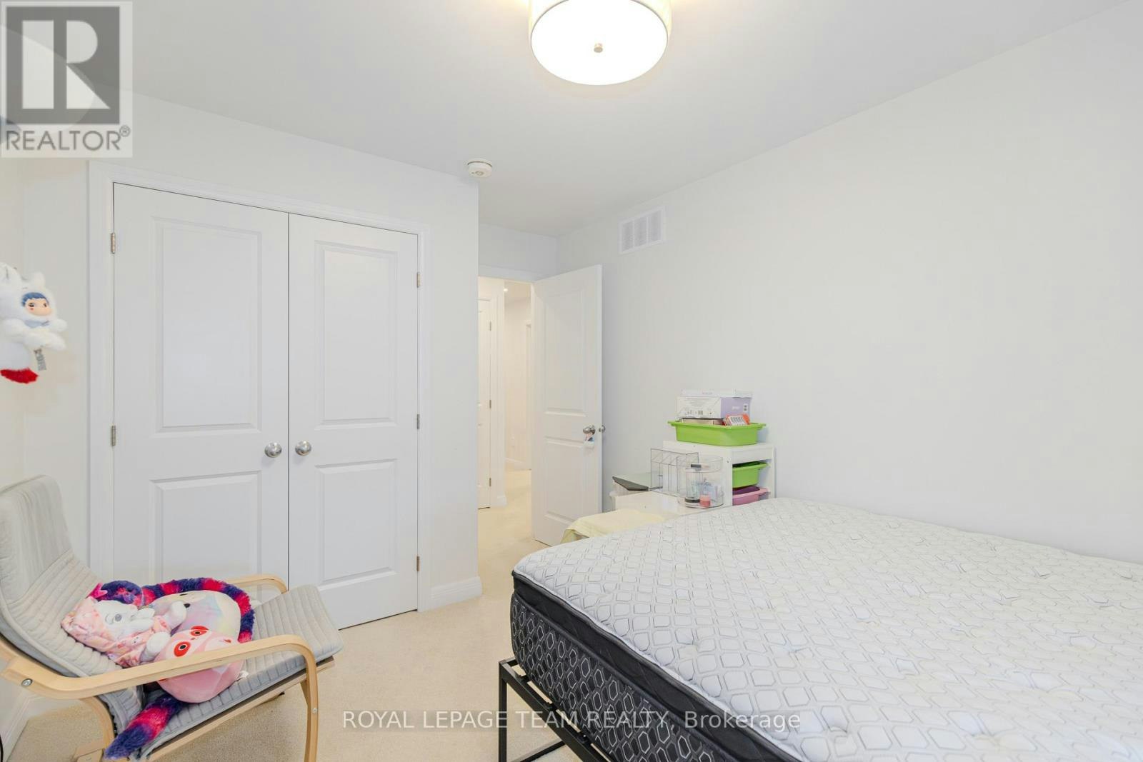 1407 Hemlock Road, Ottawa, ON, K1K 5A2 - 38