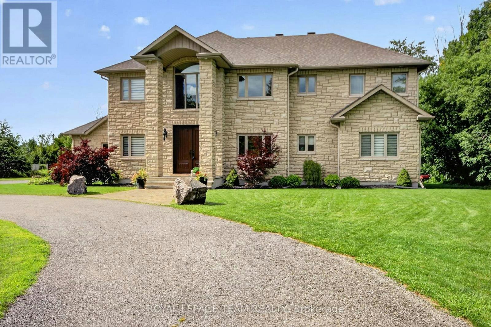 1425 Balmoral Drive, Ottawa, ON, K1V 1H2