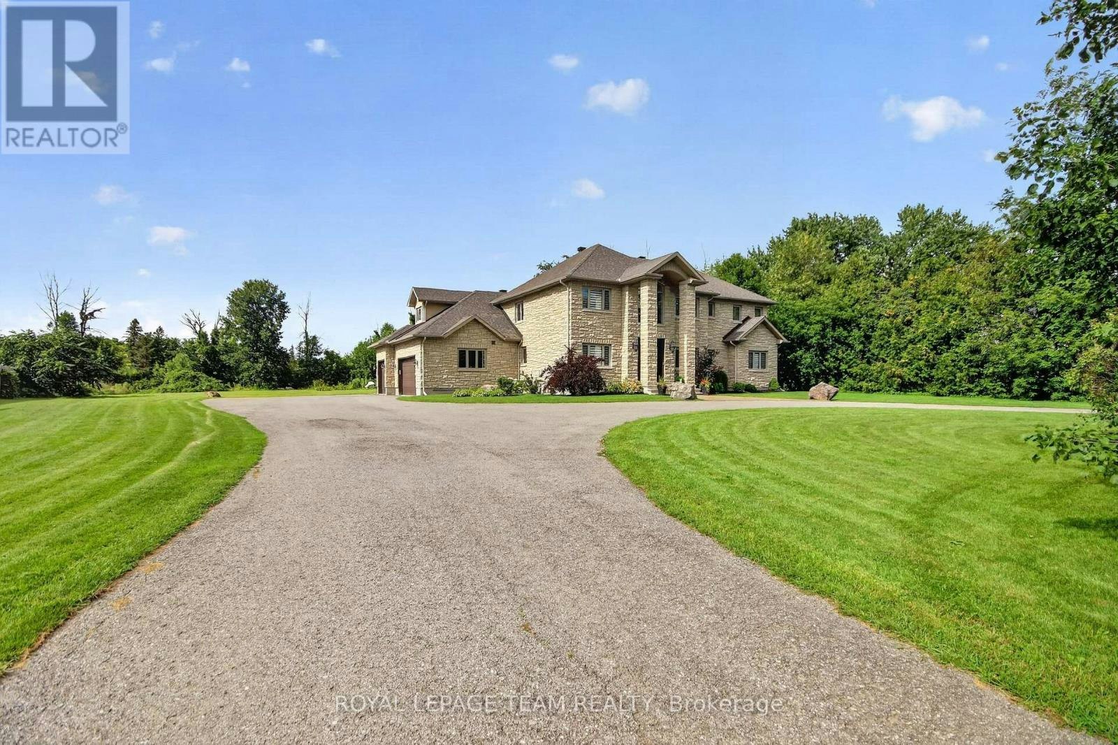 1425 Balmoral Drive, Ottawa, ON, K1V 1H2