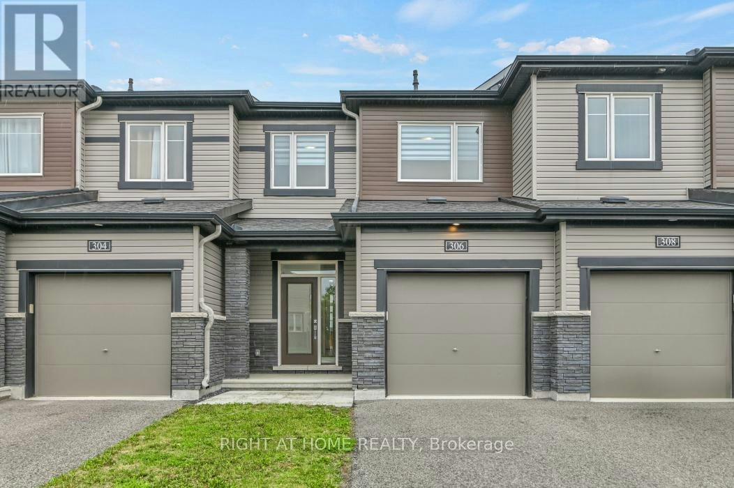306 Guppy Grove, Ottawa, ON, K4A 5G8