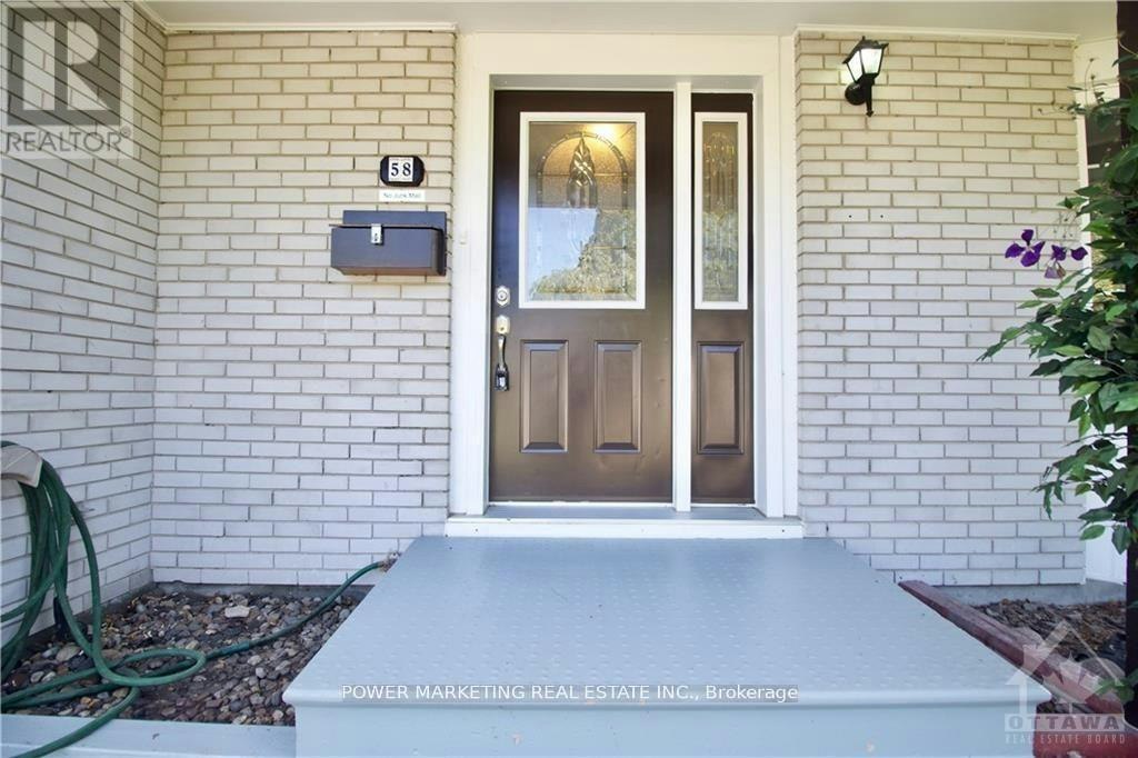 58 Aero Drive, Ottawa, ON, K2H 5E4 - 2