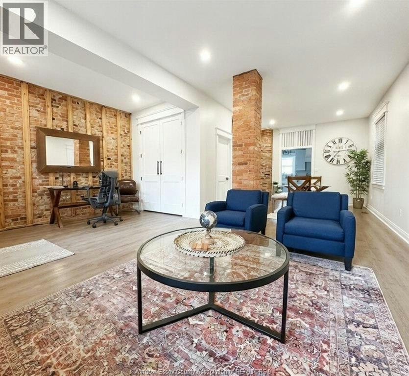 763 Monmouth Road, Windsor, ON, N8Y 3L3