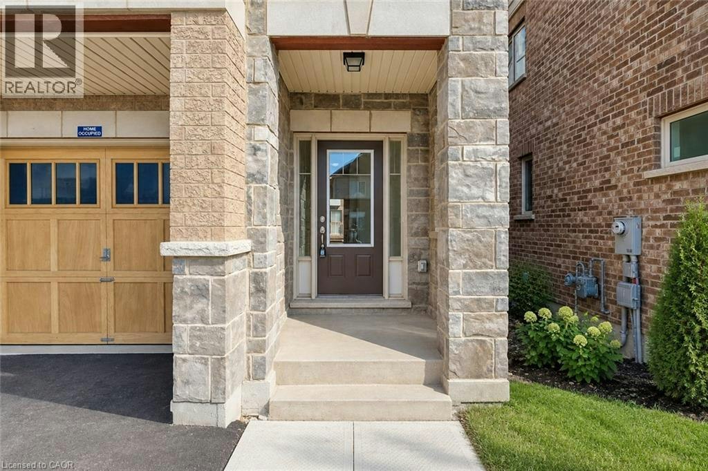 3967 Leonardo Street, Burlington, ON, L7M 0Z7 - 2