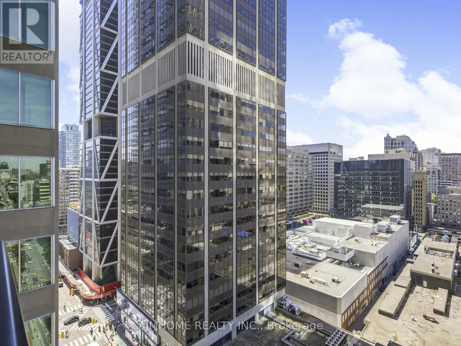1901-771 Yonge Street, Toronto, ON, M4W 0B8 - 2