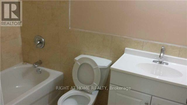 5-611 Gerrard Street E, Toronto, ON, M4M 1Y2 - 9