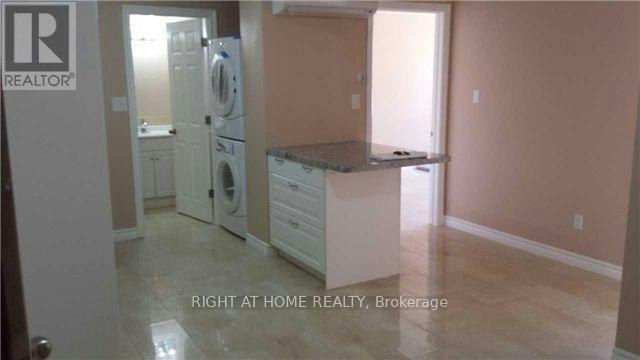 5-611 Gerrard Street E, Toronto, ON, M4M 1Y2