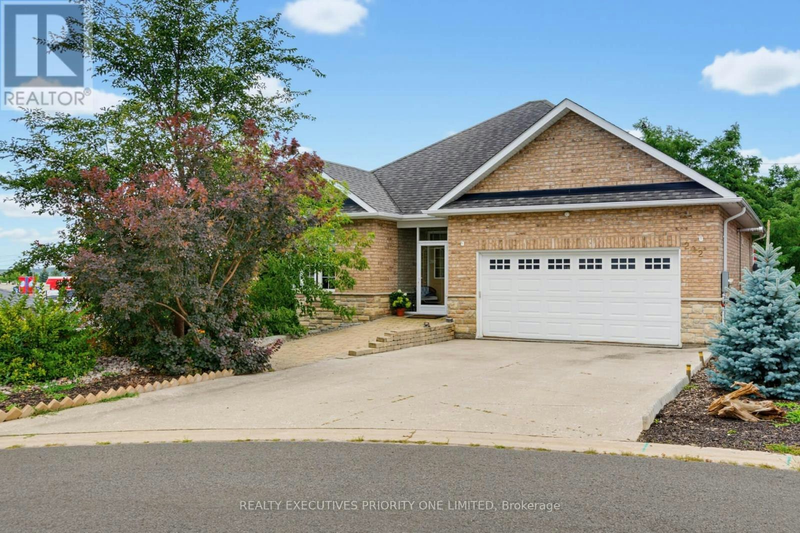 202 John Street W, Bradford West Gwillimbury, ON, L3Z 1J5