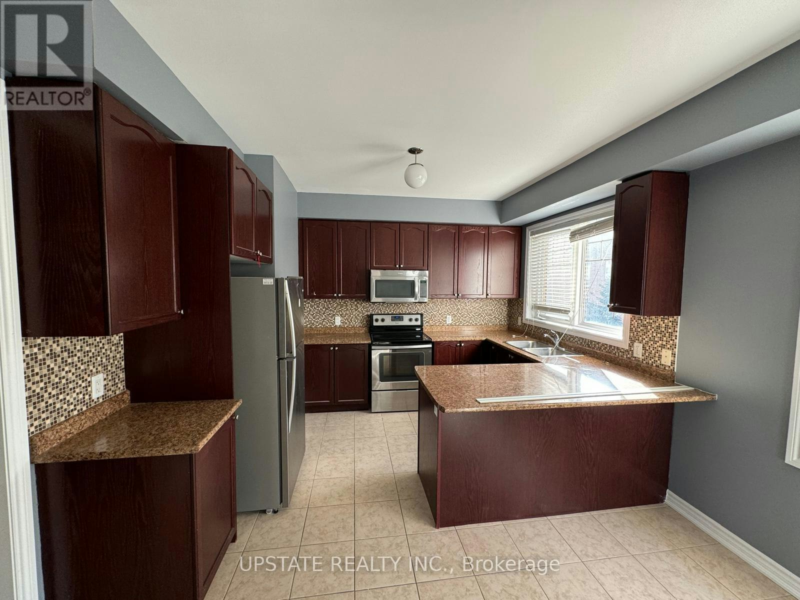 29 Magdalene Crescent, Brampton, ON, L6Z 0G8 - 11