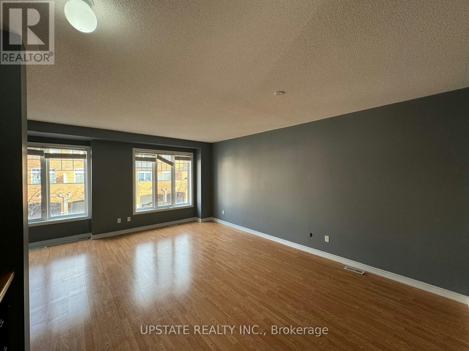 29 Magdalene Crescent, Brampton, ON, L6Z 0G8 - 2