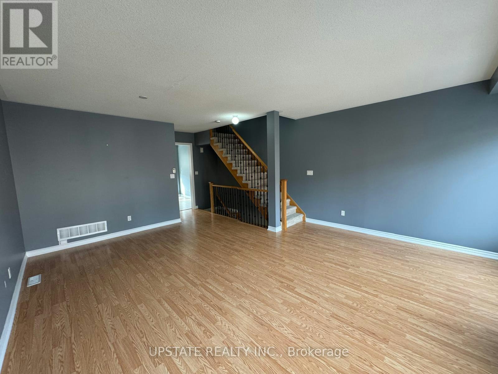 29 Magdalene Crescent, Brampton, ON, L6Z 0G8 - 4