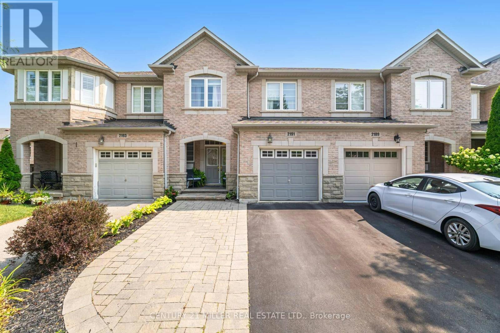 2191 Emily Circle, Oakville, ON, L6M 0E5