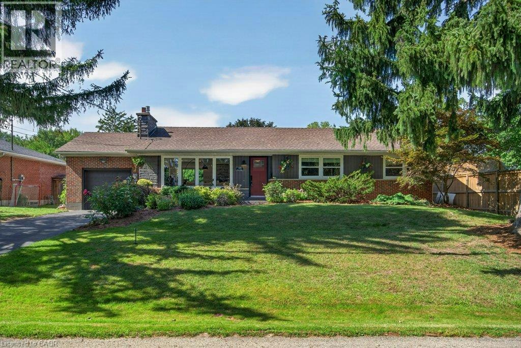 395 Lark Avenue, Burlington, ON, L7T 2T1