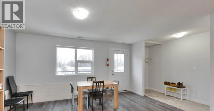 205-338 Albert Street, Waterloo, ON, N2L 3T8 - 4