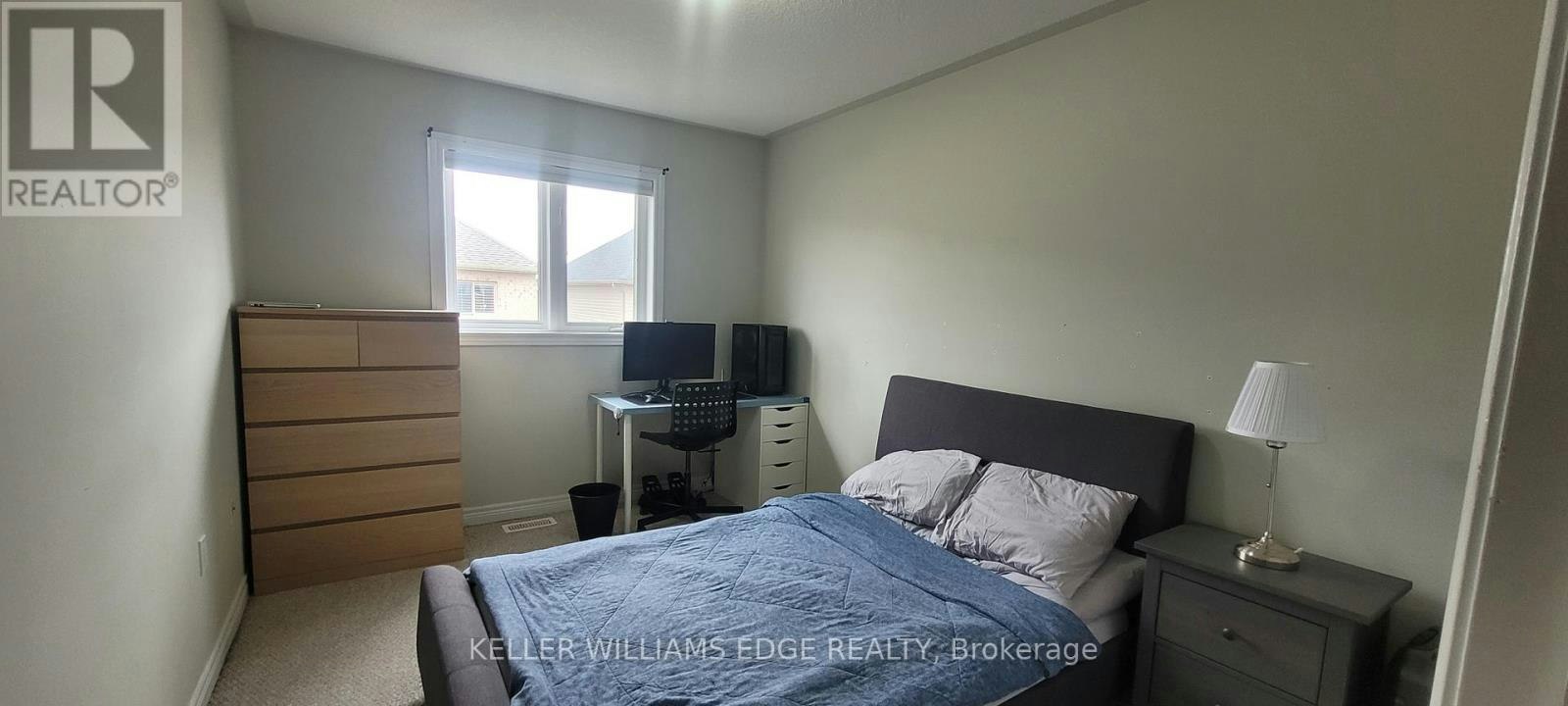 90 Bloom Crescent, Hamilton, ON, L0R 1P0 - 11