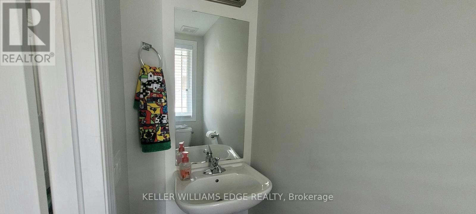 90 Bloom Crescent, Hamilton, ON, L0R 1P0 - 8