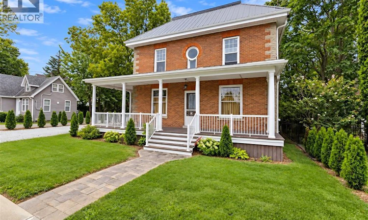 86 Chatham Street North