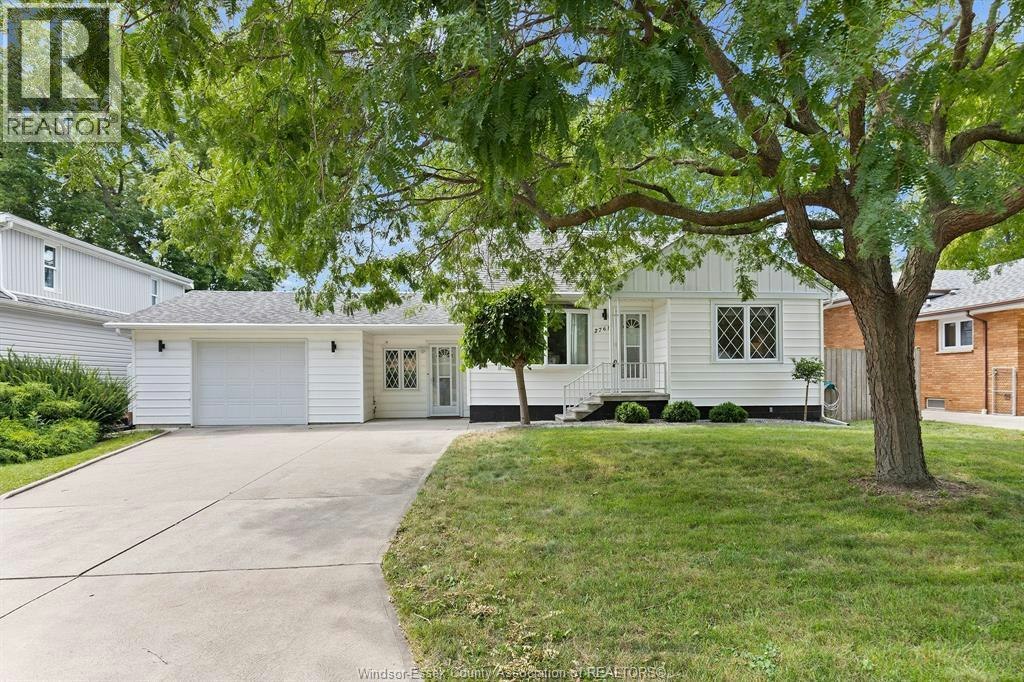 2761 Norman, Windsor, ON, N8T 1T2