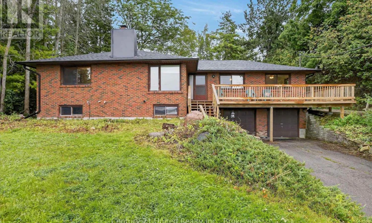 995 Nicholl's Boulevard